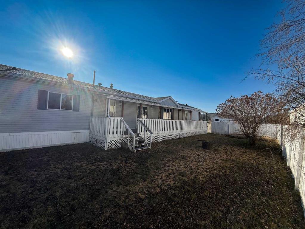 Picture of 16 Jackson Place  , Whitecourt Real Estate Listing