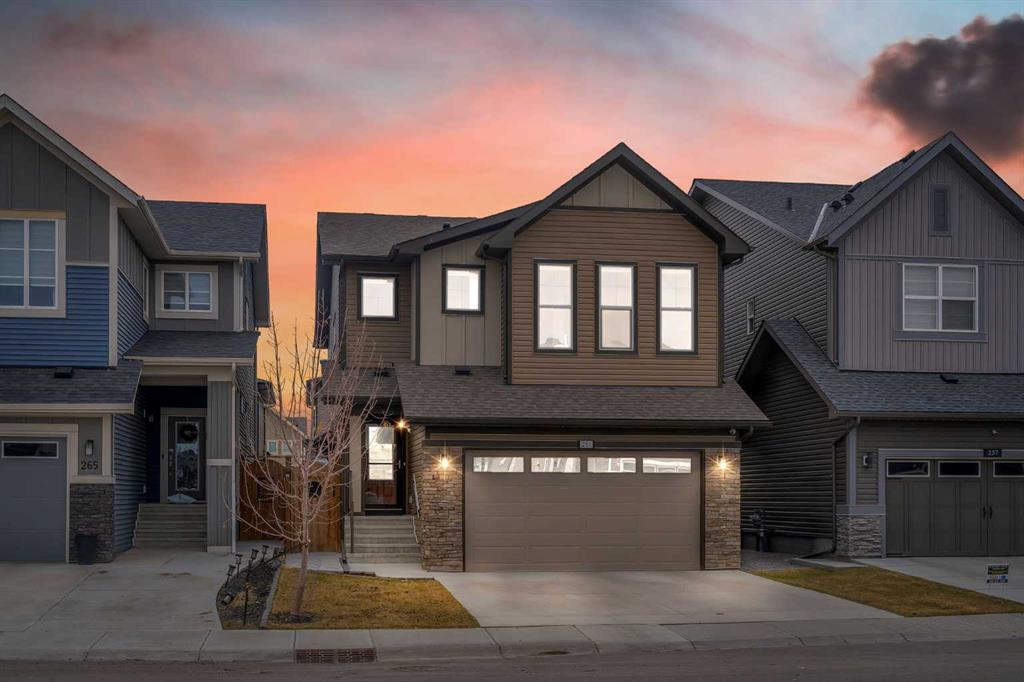 Picture of 261 Carringsby Landing NW, Calgary Real Estate Listing