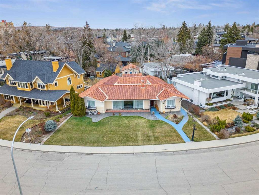 Picture of 922 Crescent Road NW, Calgary Real Estate Listing