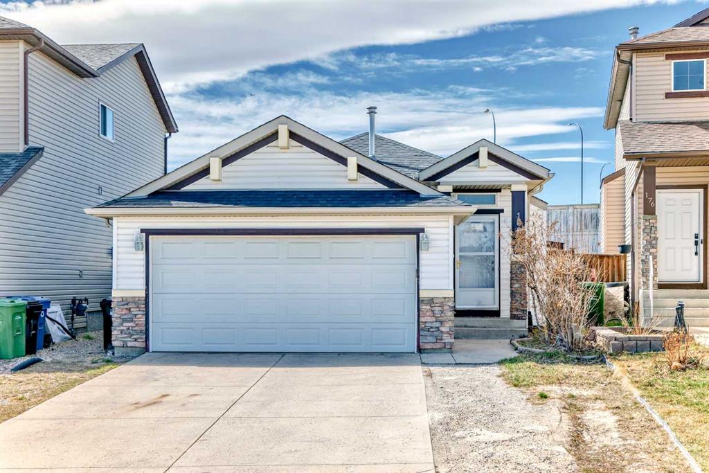 Picture of 180 Covemeadow Road NE, Calgary Real Estate Listing