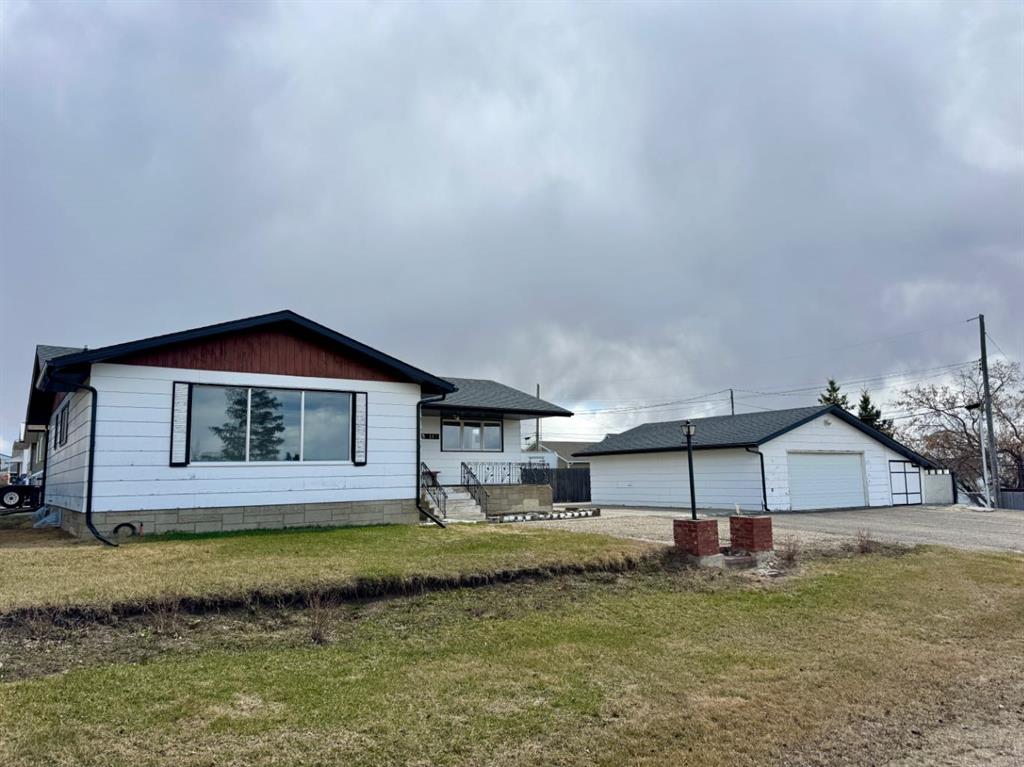 Picture of 10815 113 Street , Fairview Real Estate Listing