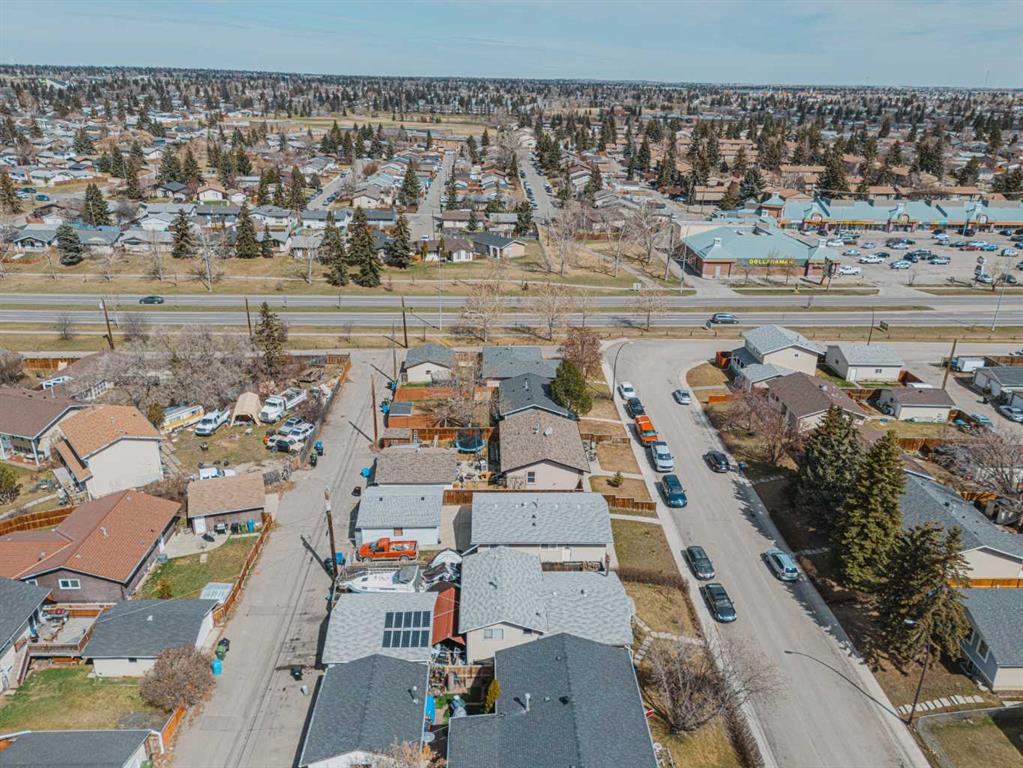 Picture of 95 PENSVILLE Road SE, Calgary Real Estate Listing
