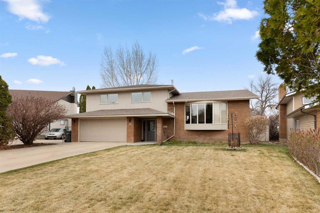 Picture of 48 Buttercup Court SE, Medicine Hat Real Estate Listing