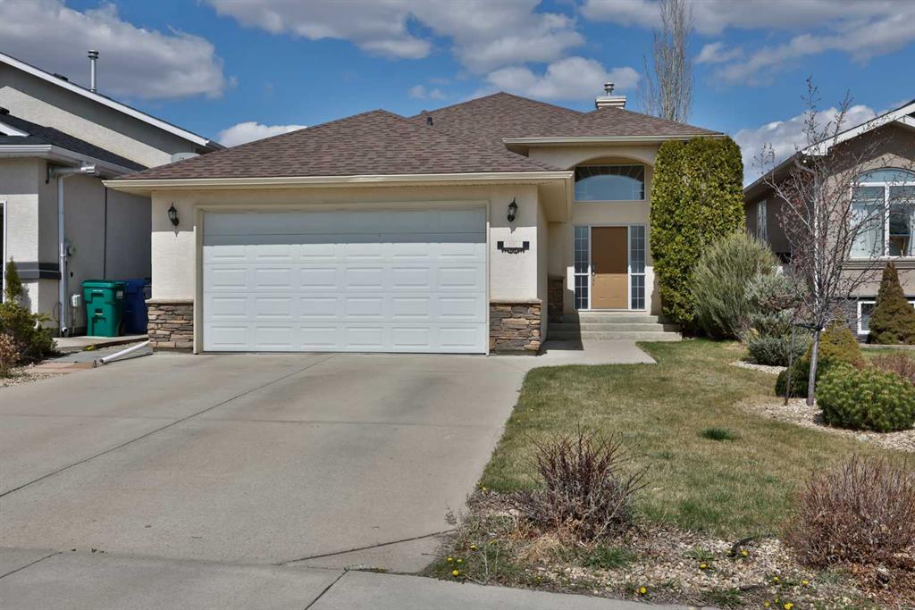 Picture of 484 Heritage Boulevard W, Lethbridge Real Estate Listing