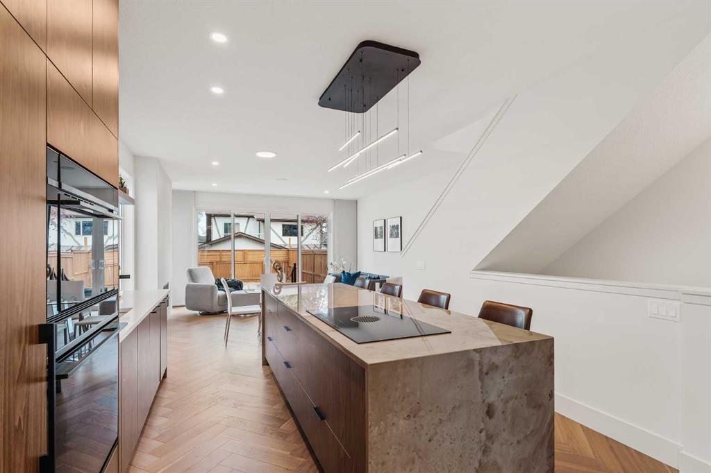 Picture of 514 19 Street NW, Calgary Real Estate Listing