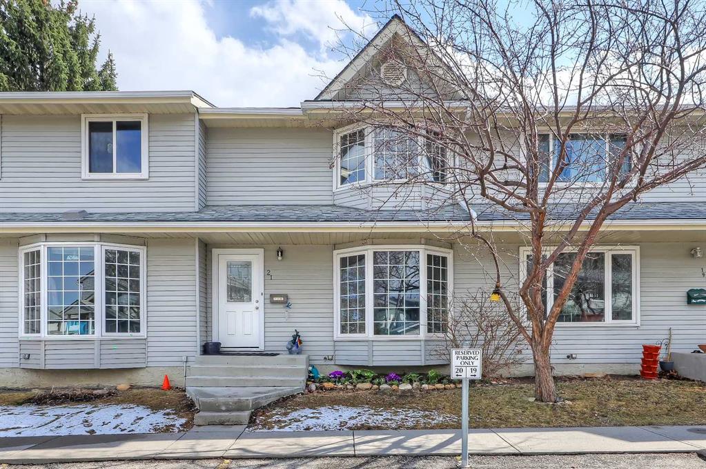Picture of 21 Bermuda Lane NW, Calgary Real Estate Listing