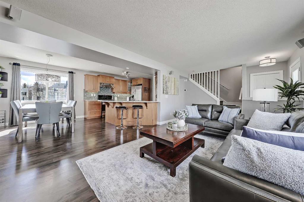 Picture of 30 Somme Way SW, Calgary Real Estate Listing