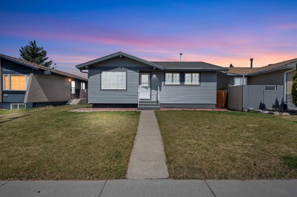 Picture of 992 Madeira Way NE, Calgary Real Estate Listing