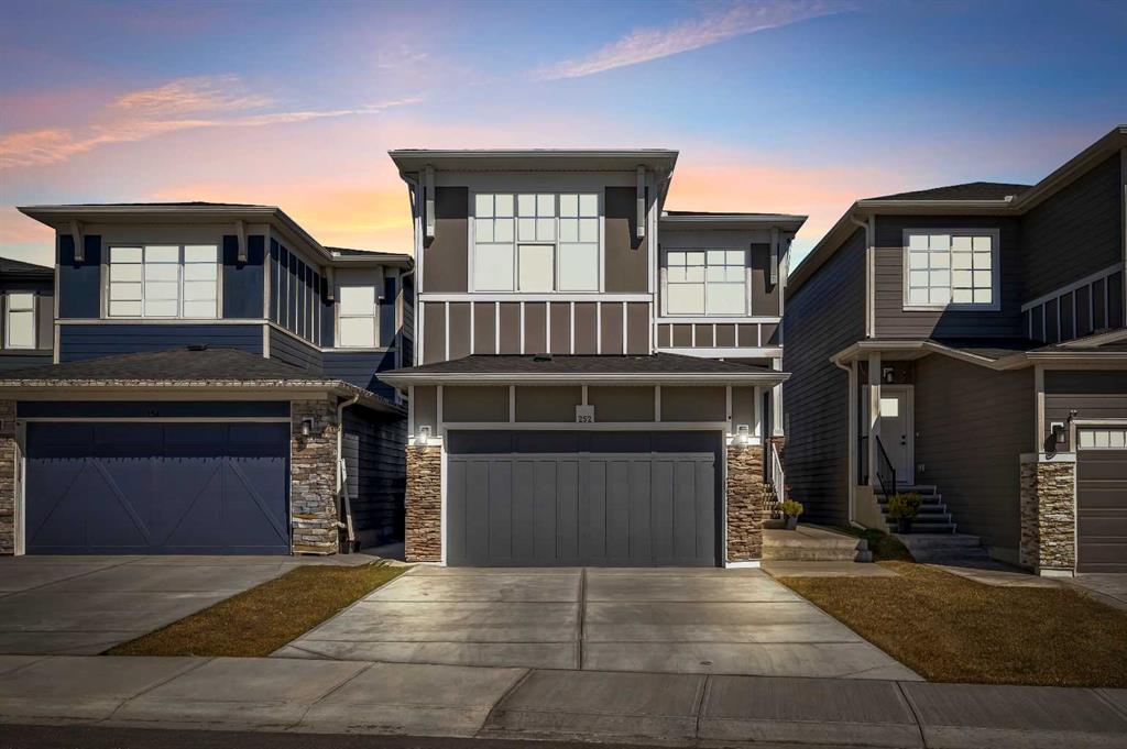 Picture of 252 Walcrest View SE, Calgary Real Estate Listing