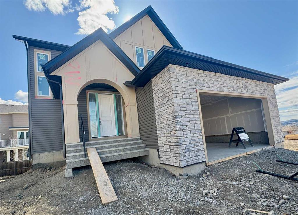 Picture of 46 Heritage Close , Cochrane Real Estate Listing