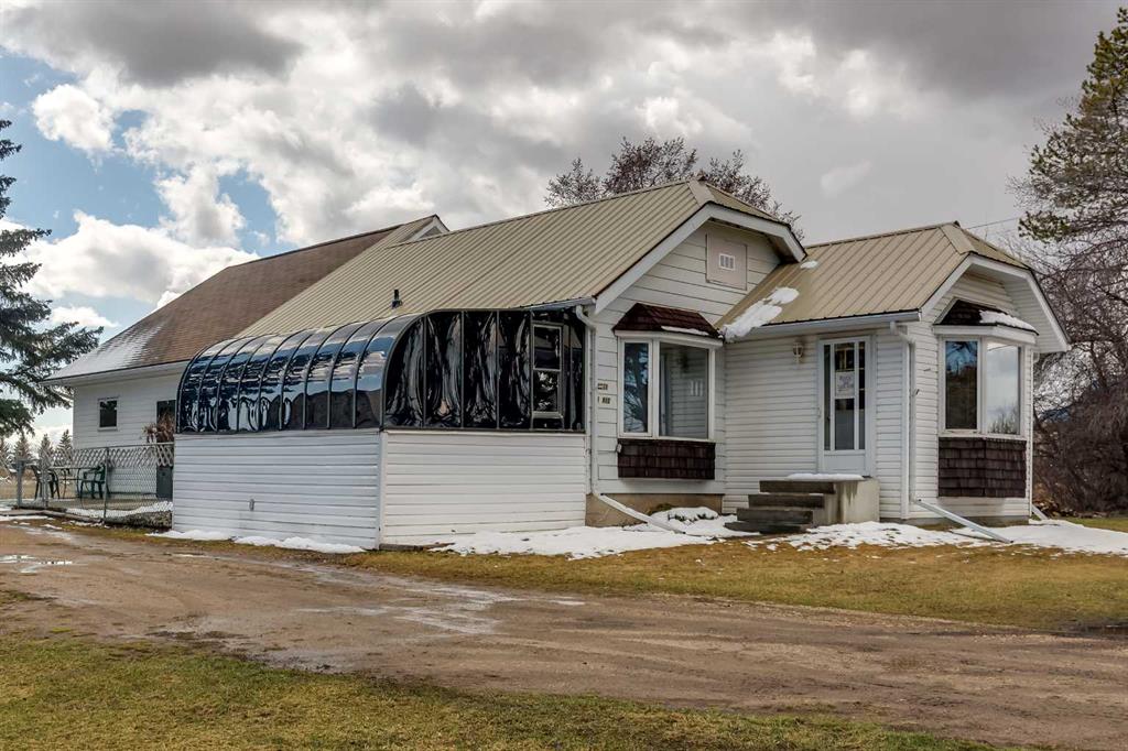 Picture of 4521 50 Avenue , Rimbey Real Estate Listing