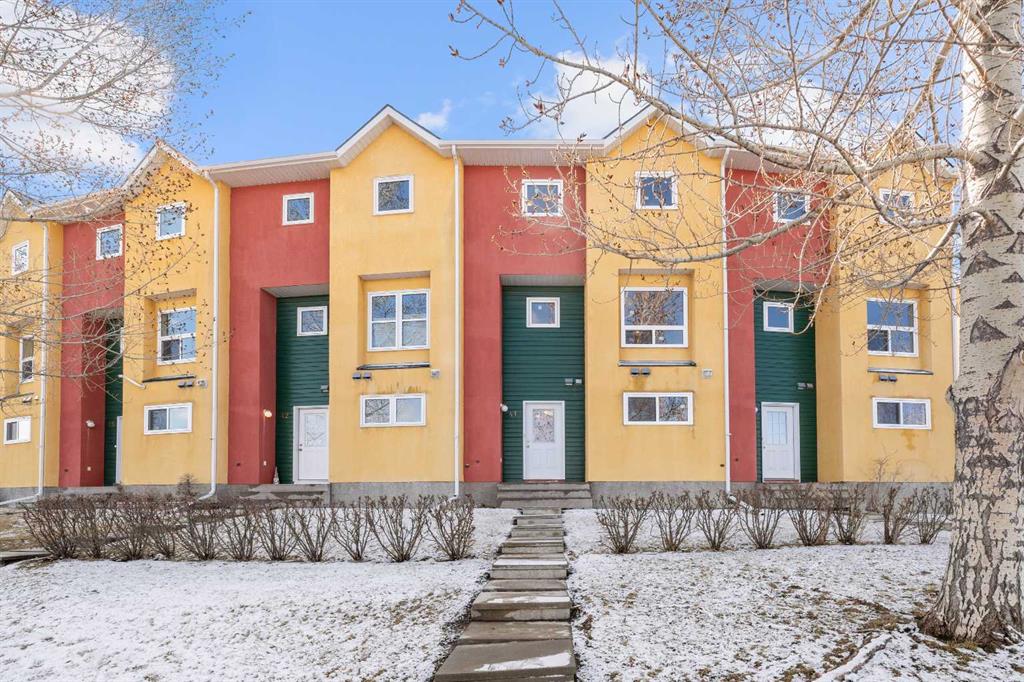 Picture of 41, 7 Westland Road , Okotoks Real Estate Listing
