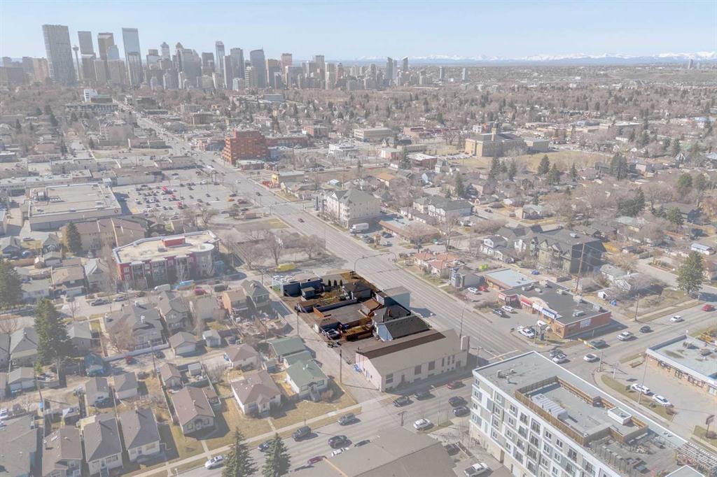 Picture of 2004-2018 Centre Street NE, Calgary Real Estate Listing