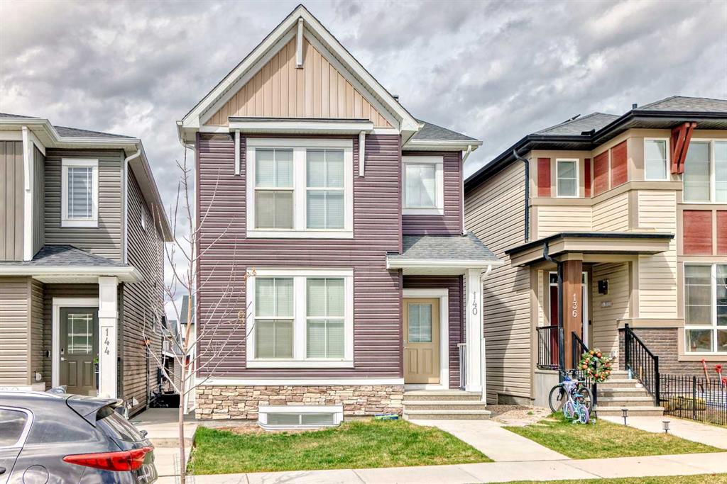 Picture of 140 Amblehurst Green NW, Calgary Real Estate Listing