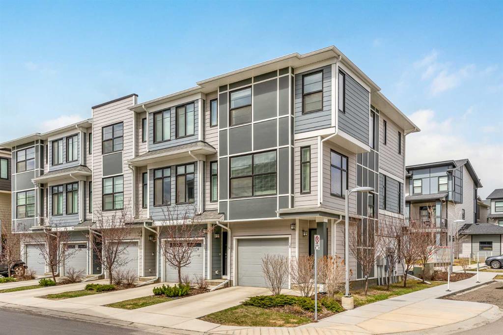 Picture of 30, 138 Seton Passage SE, Calgary Real Estate Listing