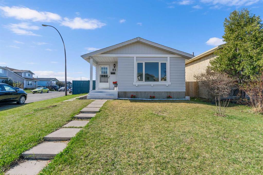 Picture of 82 Aberdare Road NE, Calgary Real Estate Listing
