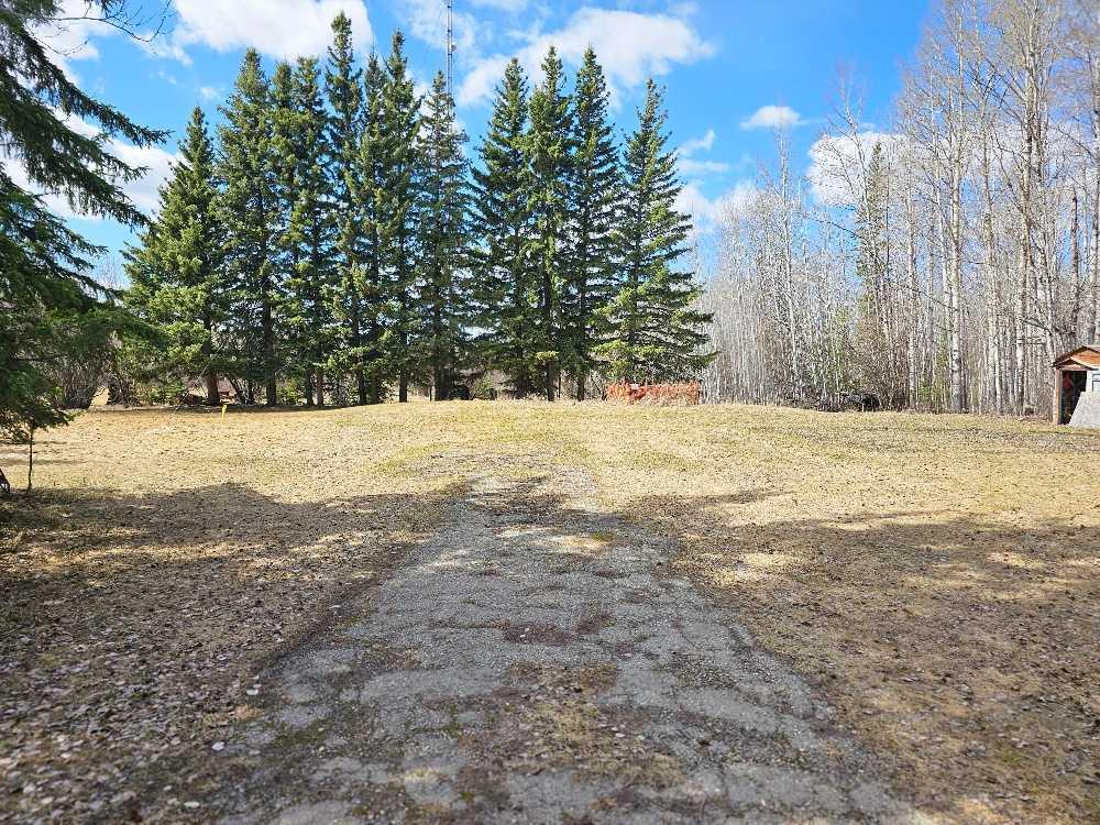 Picture of 4, 70420 Range Road 245 Road , Rural Greenview No. 16, M.D. of Real Estate Listing