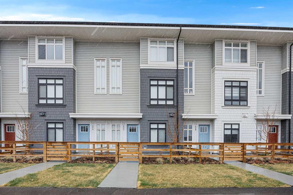Picture of 422 210 Avenue SW, Calgary Real Estate Listing