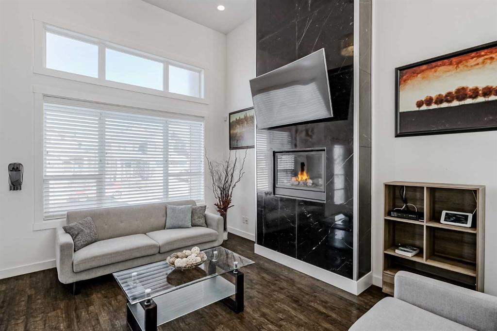 Picture of 503, 1530 Bayside Avenue SW, Airdrie Real Estate Listing