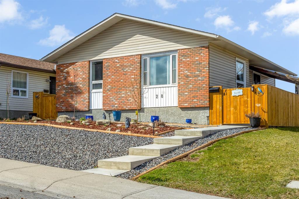 Picture of 28 Bedwood Hill NE, Calgary Real Estate Listing