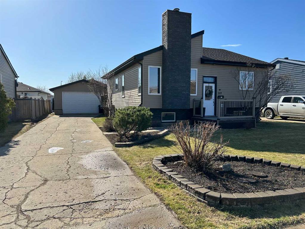 Picture of 217 Brooks Place , Fort McMurray Real Estate Listing