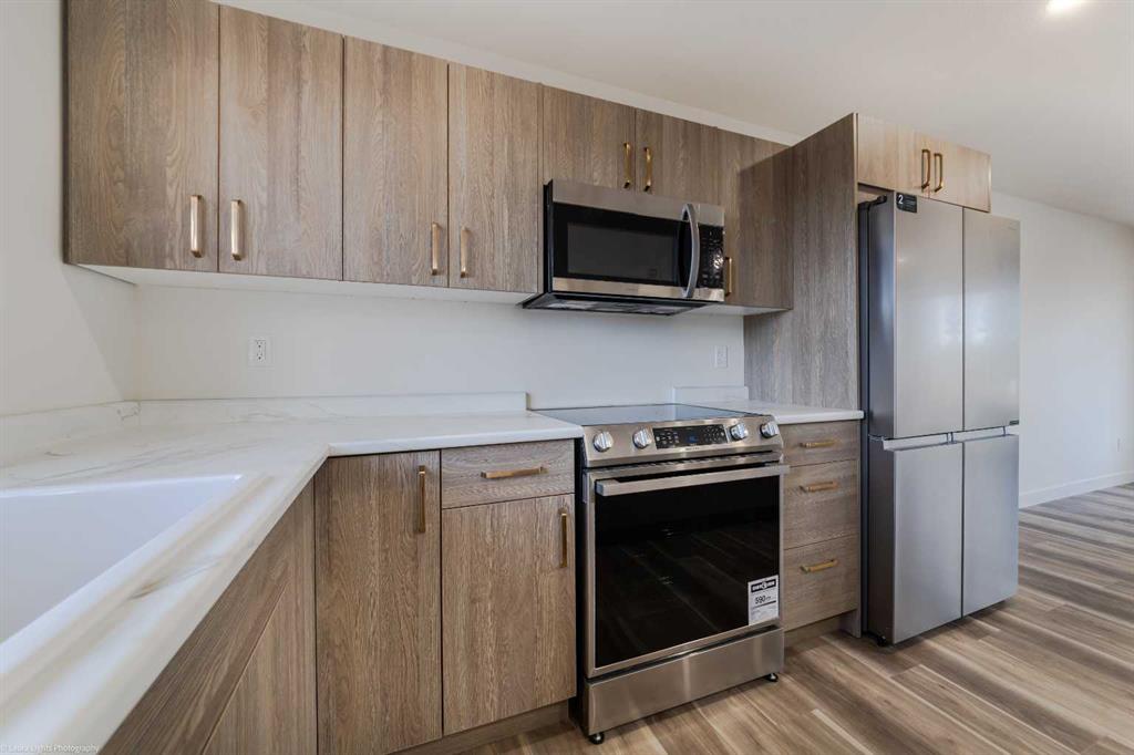 Picture of 5741 45 Street , Lloydminster Real Estate Listing