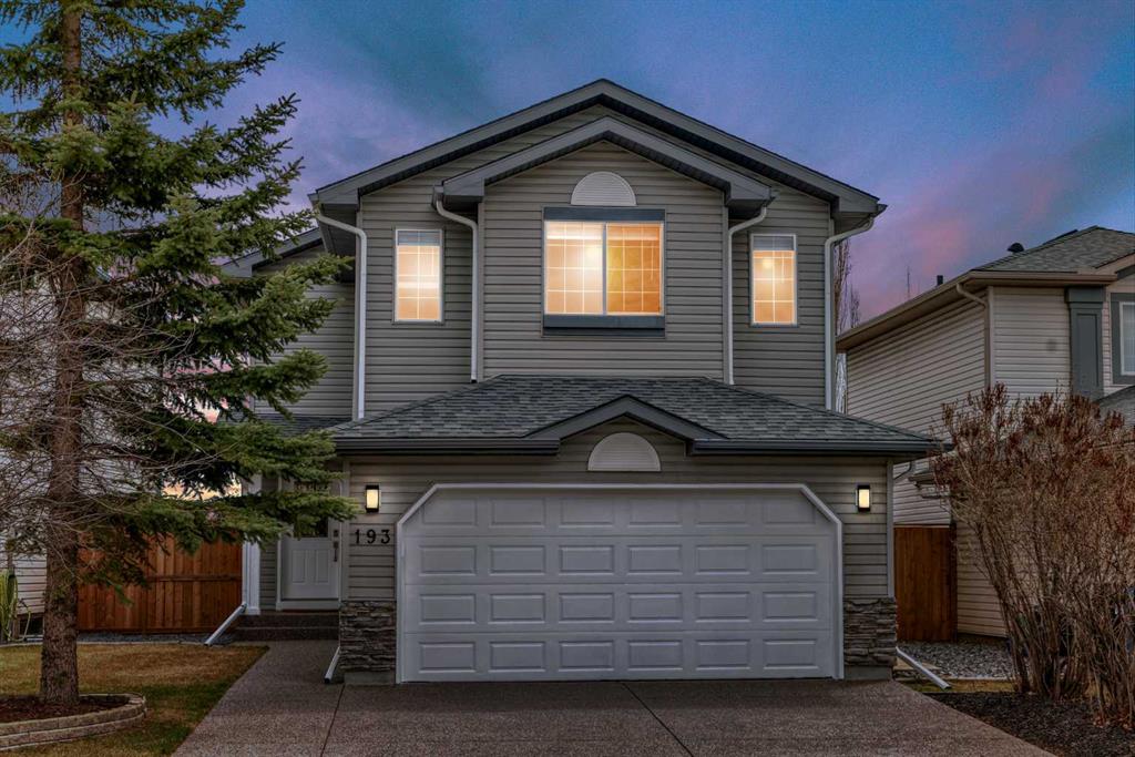Picture of 193 Douglas Ridge Circle SE, Calgary Real Estate Listing