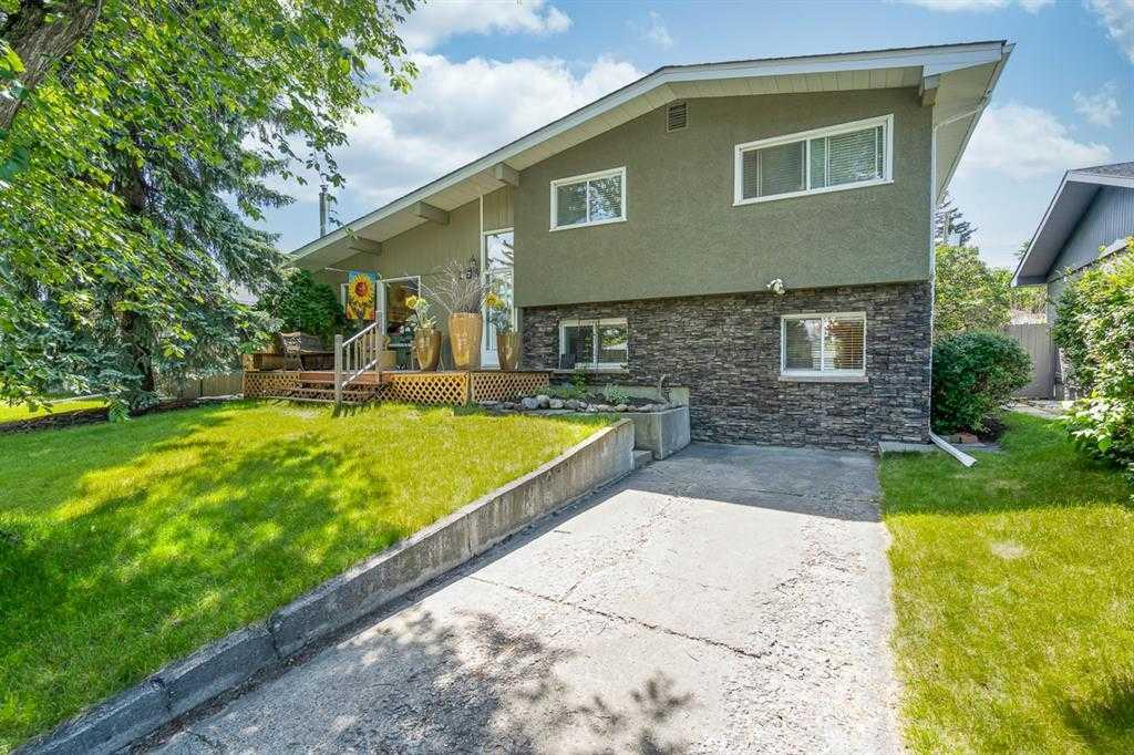 Picture of 47 Selkirk Drive SW, Calgary Real Estate Listing