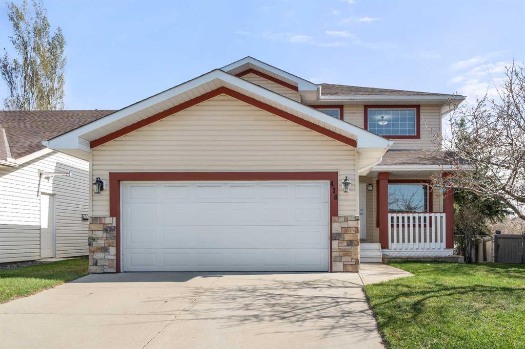 Picture of 418 Cimarron Circle , Okotoks Real Estate Listing