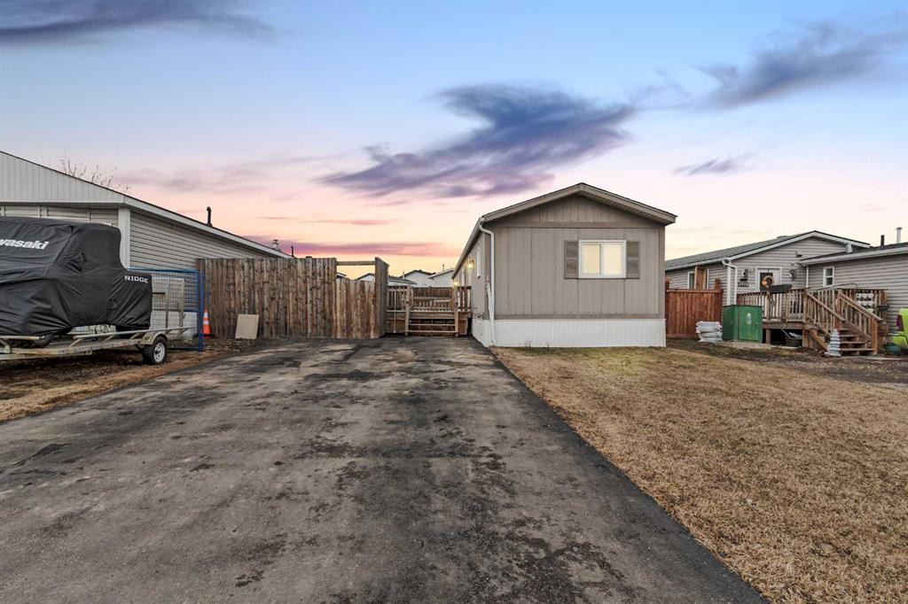 Picture of 125 Cokerill Crescent , Fort McMurray Real Estate Listing