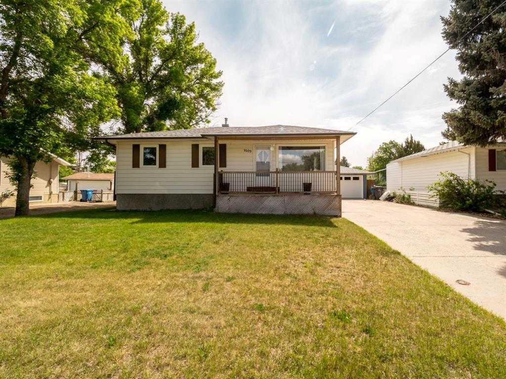 Picture of 2209 18 Street , Coaldale Real Estate Listing