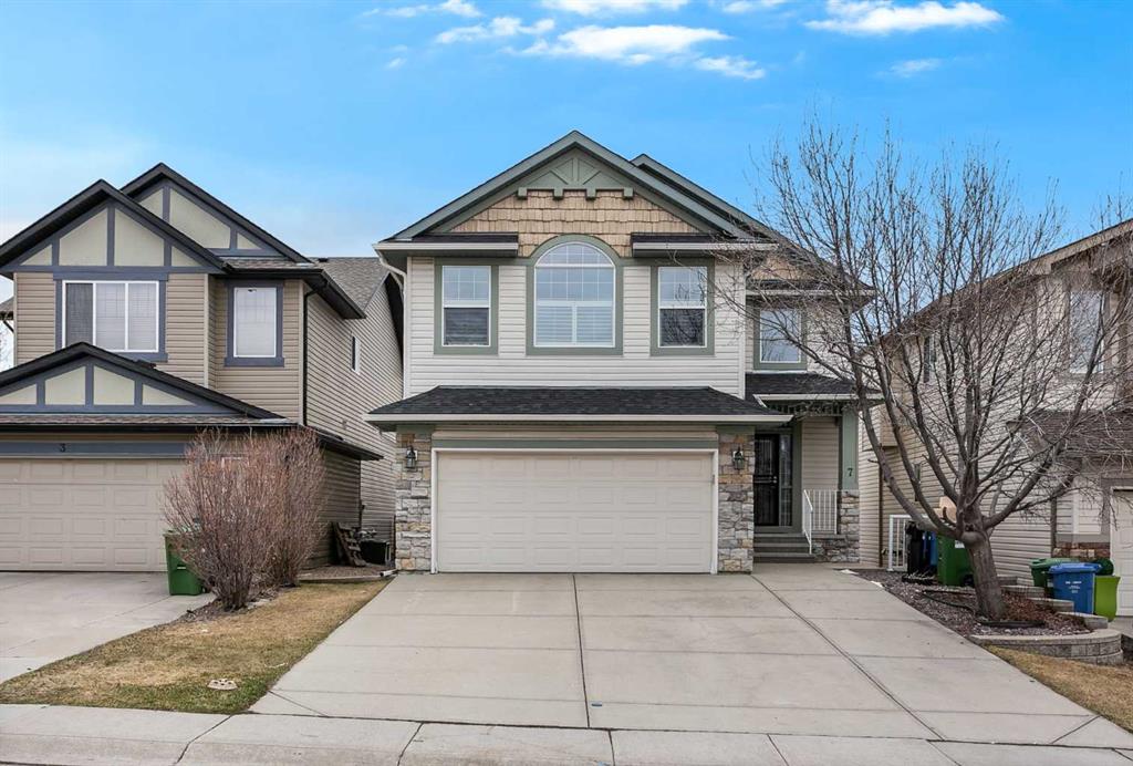 Picture of 7 Pantego Rise NW, Calgary Real Estate Listing