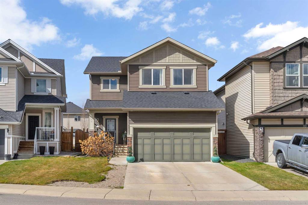 Picture of 14 Kingsbridge Crescent SE, Airdrie Real Estate Listing