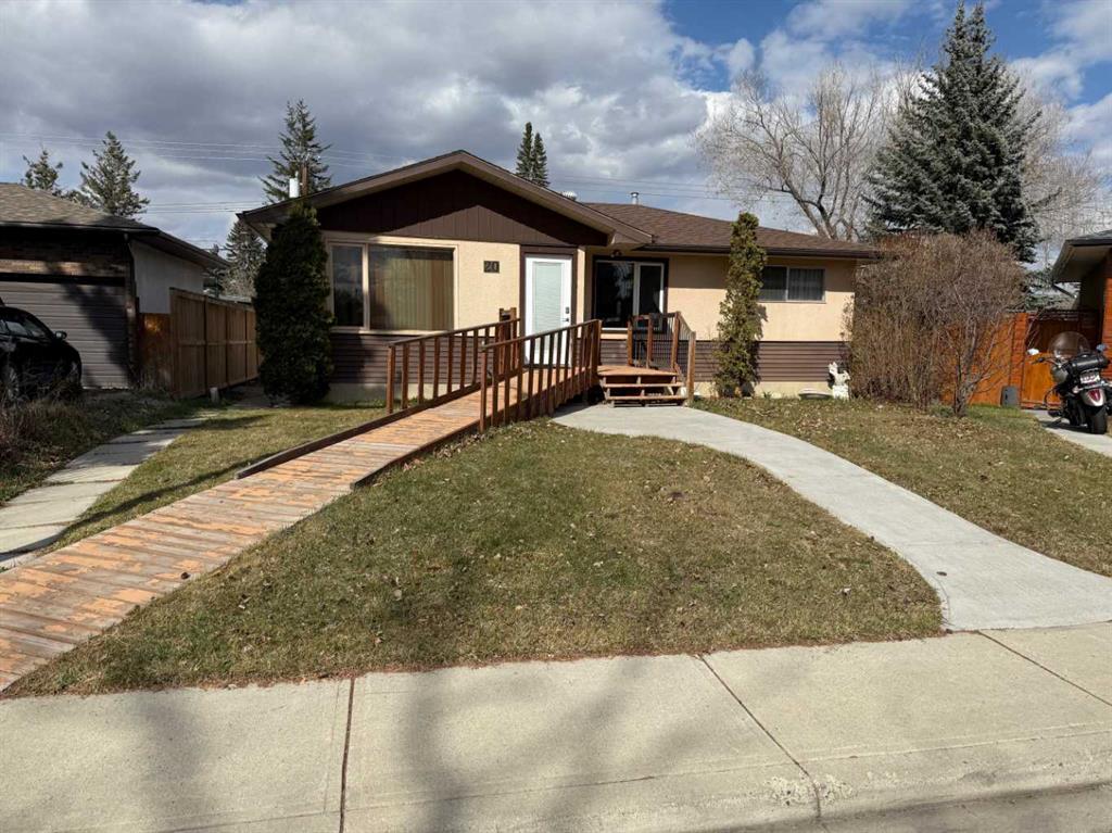 Picture of 20 Rossburn Crescent SW, Calgary Real Estate Listing