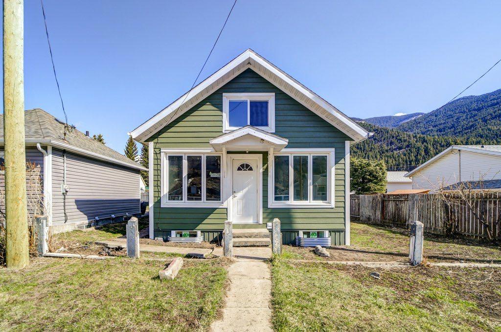 Picture of 13425 18 Avenue , Blairmore Real Estate Listing