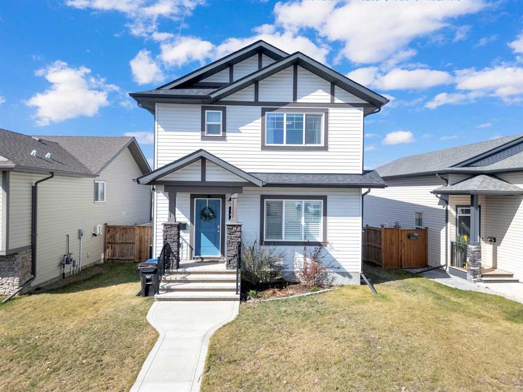 Picture of 14 Aurora Heights Boulevard , Blackfalds Real Estate Listing