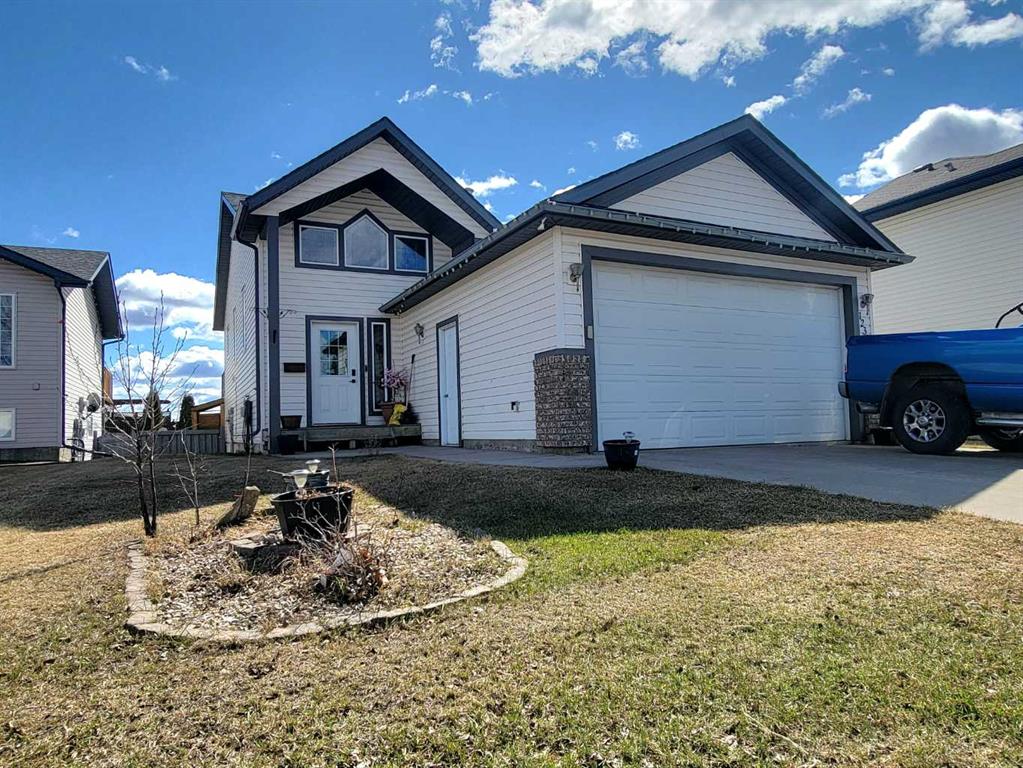 Picture of 12321 Crystal Lake Drive  , Grande Prairie Real Estate Listing