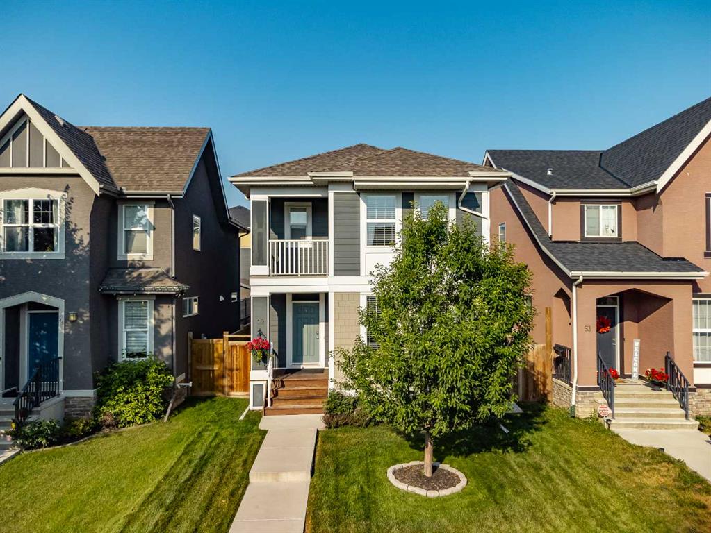 Picture of 49 Marquis Common SE, Calgary Real Estate Listing