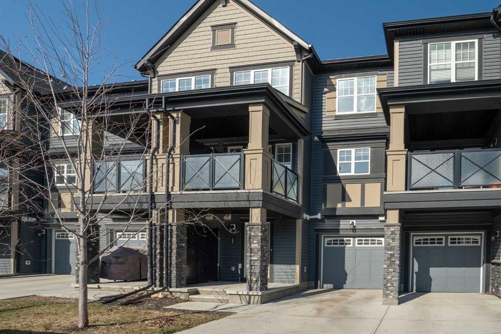 Picture of 350 Hillcrest Square SW, Airdrie Real Estate Listing