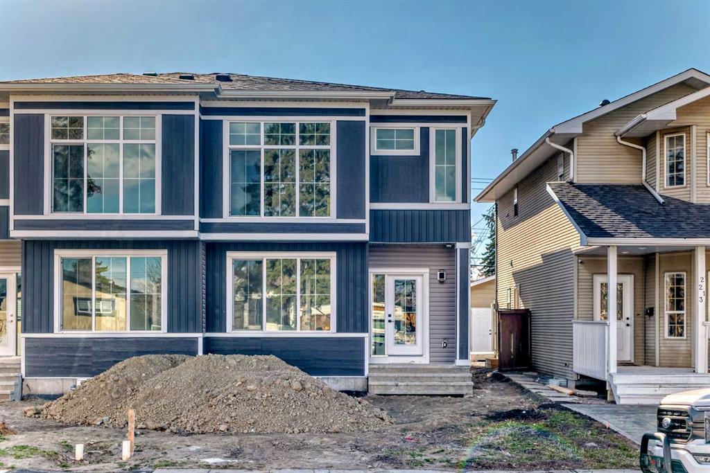Picture of 2215, 42 street  SE, Calgary Real Estate Listing