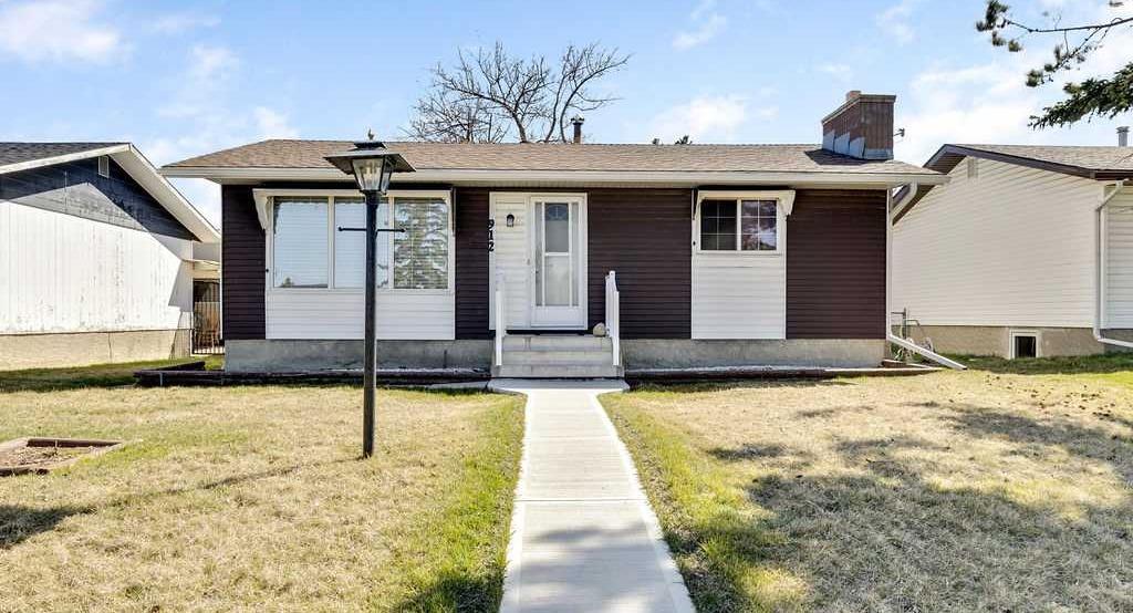 Picture of 912 60 Street SE, Calgary Real Estate Listing