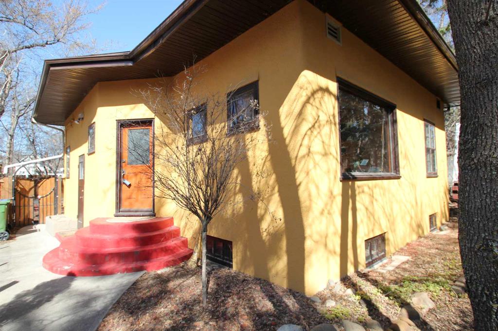 Picture of 5526 48A Avenue , Red Deer Real Estate Listing