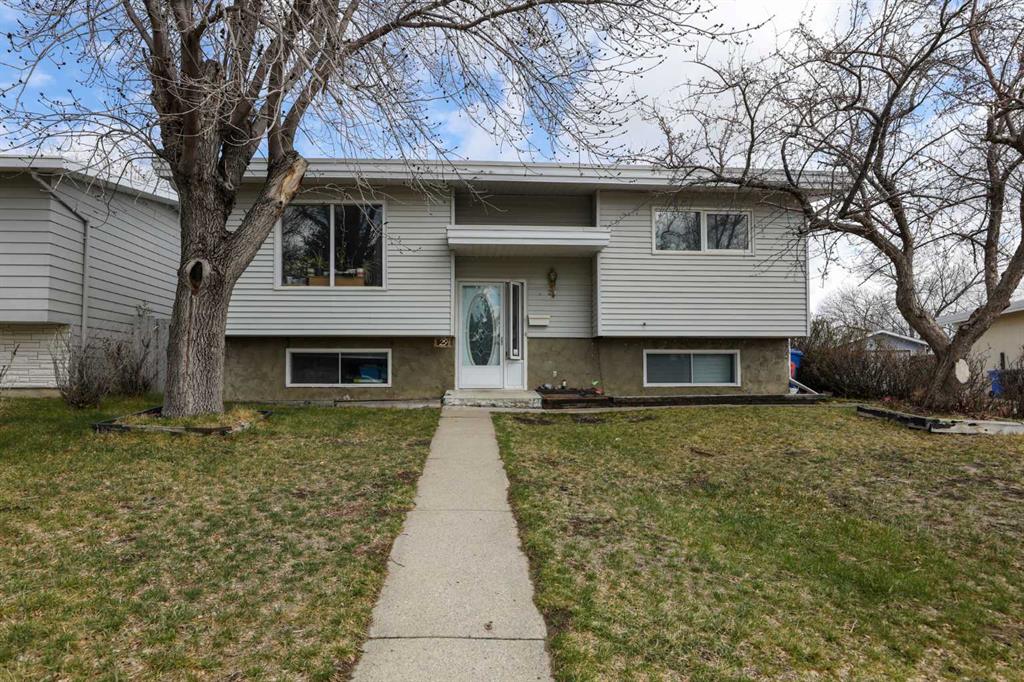 Picture of 29 Dalhousie Court W, Lethbridge Real Estate Listing