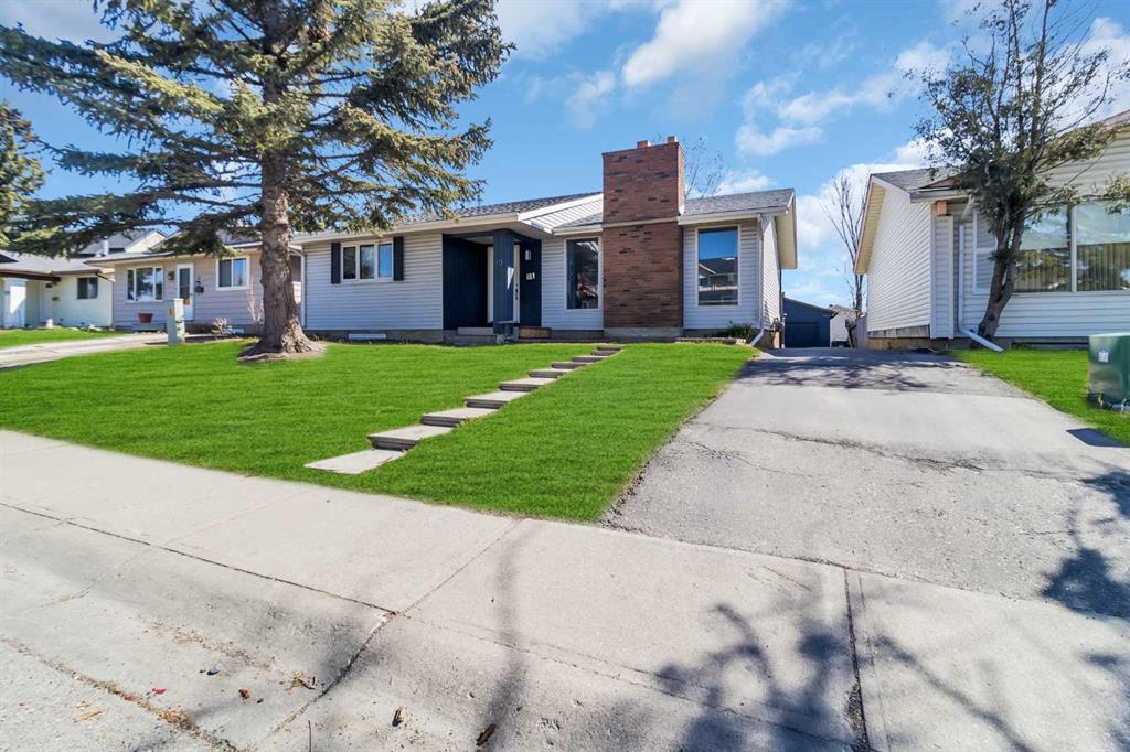 Picture of 10 Radcliffe Crescent SE, Calgary Real Estate Listing