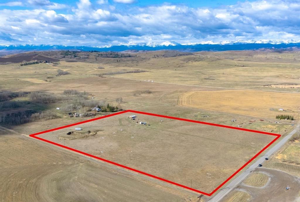 Picture of 466 Avenue W, Rural Foothills County Real Estate Listing
