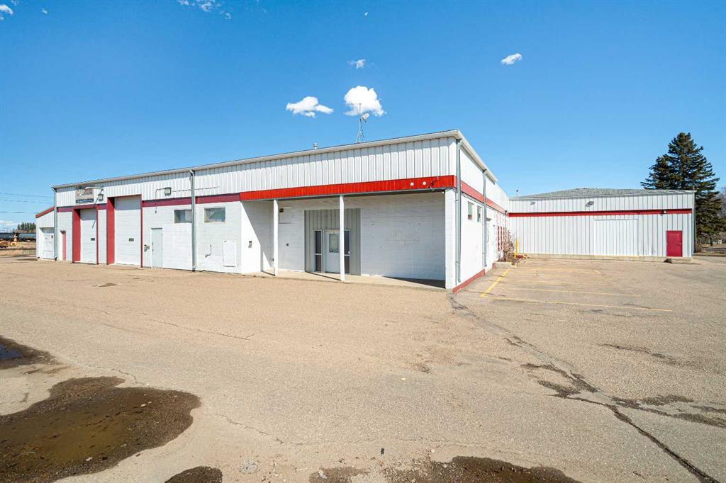 Picture of Unit 4, 4720 50 Street , Lloydminster Real Estate Listing