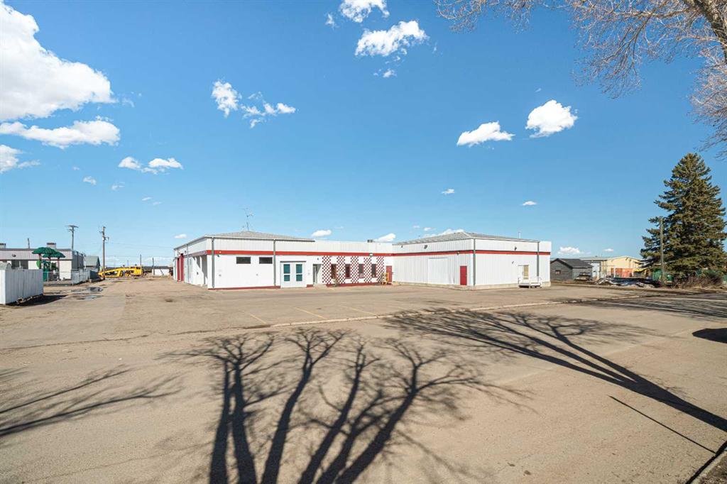 Picture of Unit 5, 4720 50 Street , Lloydminster Real Estate Listing