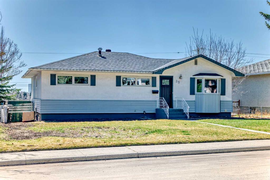 Picture of 35 Collingwood Place NW, Calgary Real Estate Listing