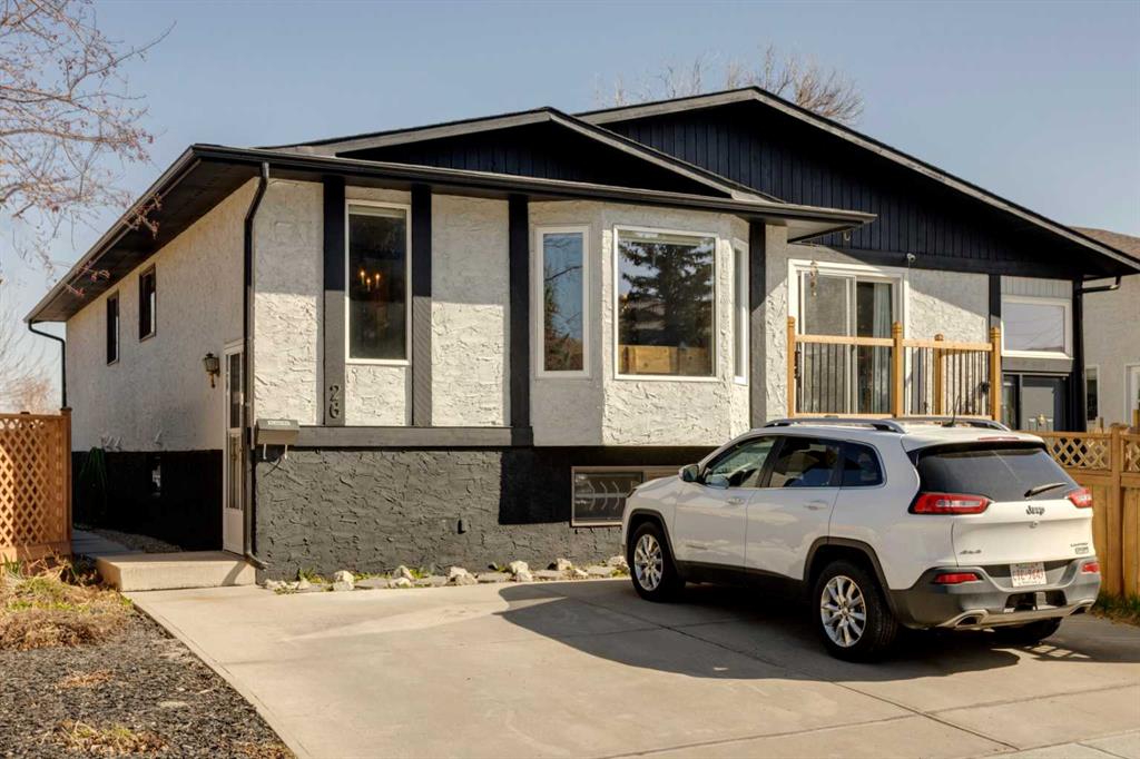Picture of 26 Beacham Rise NW, Calgary Real Estate Listing