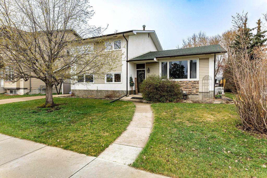 Picture of 5436 53 Avenue , Lacombe Real Estate Listing